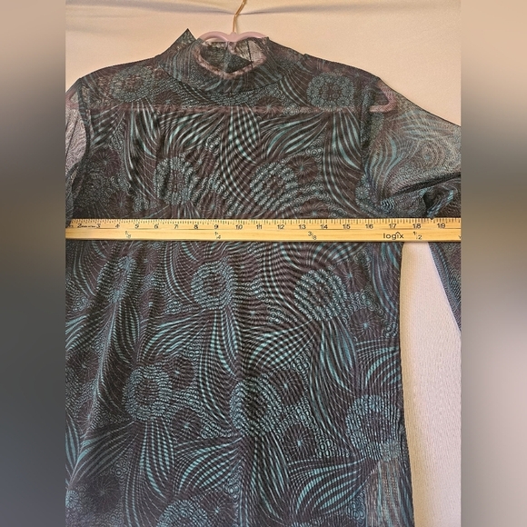By Anthropologie- Blouse Women's S Black With Green Patern Mesh Turtle Neck - Picture 6 of 9
